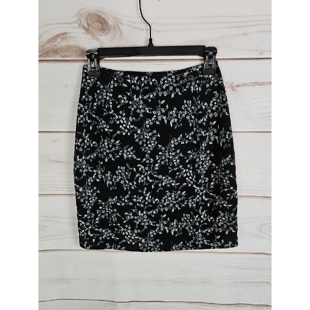 Vintage 90s TR Bentley Black Ditsy Floral Mini Skirt | Size 4 / XS